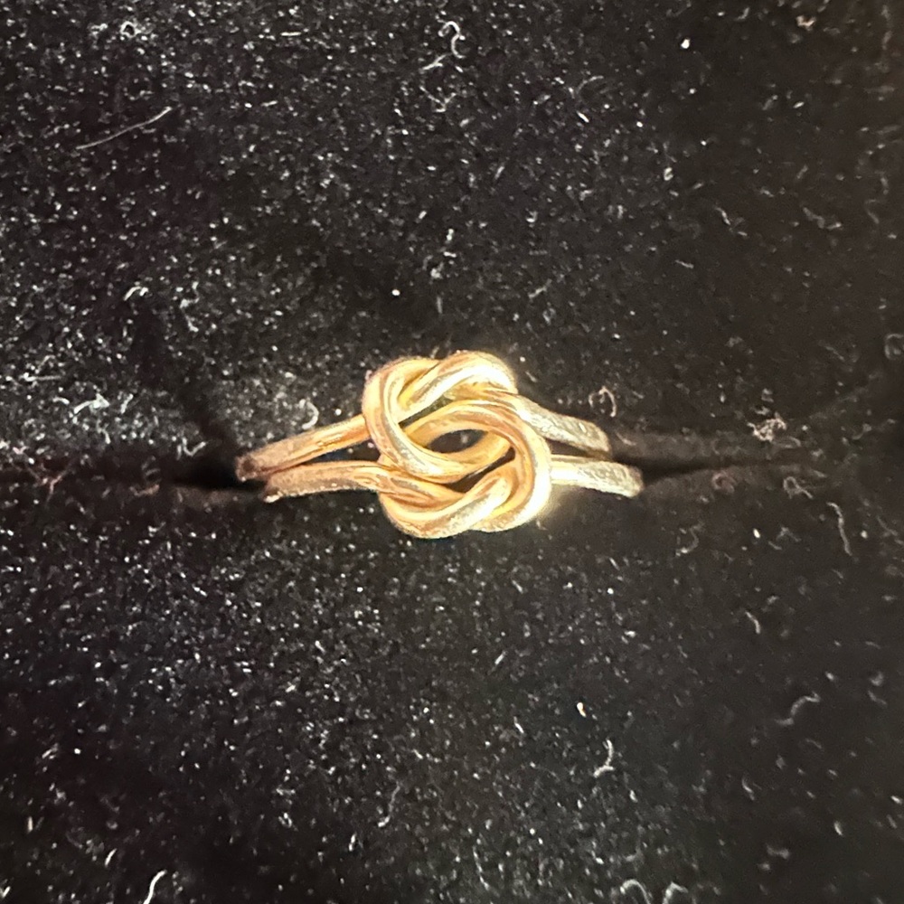 14k solid gold knot ring